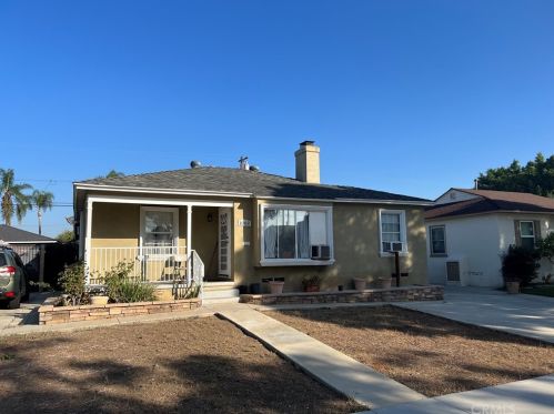 1069 Ridgewood St, Long Beach, CA 90807-1023