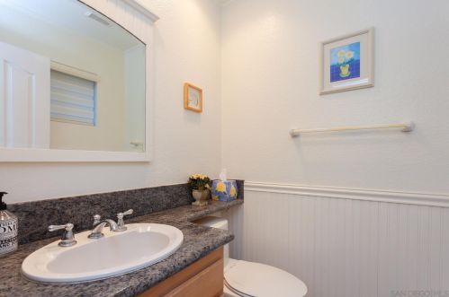 9416 Chabola Rd, San Diego CA 92129-4904 exterior