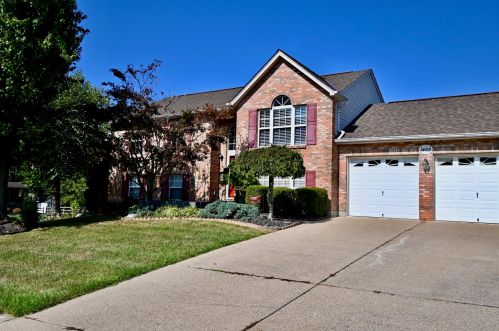 1468 Afton Dr, Florence KY  41042-8510 exterior