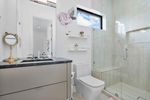 255 22nd St, Delray Beach FL  33444-4223 exterior