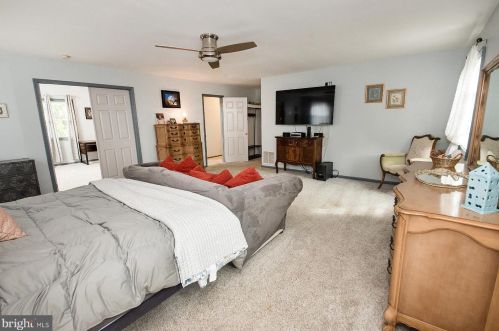 1700 Concord Ct, Blue Bell PA  19422-1336 exterior