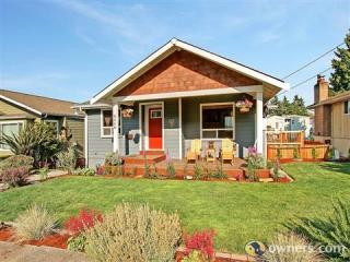 3846 24 Ave, Seattle WA  98168-3821 exterior
