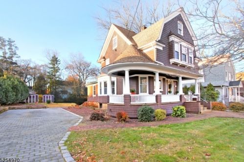247 Vreeland Ave, Nutley, NJ 07110-1546