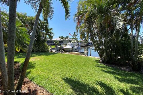 543 19th St, Vero Beach, FL 32960-5428