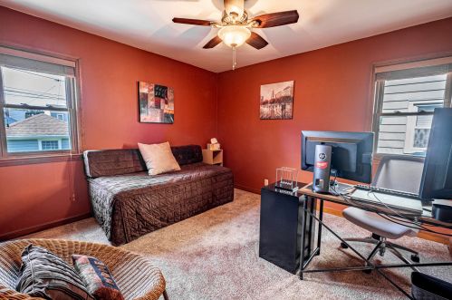 3051 89, Milwaukee WI 53222-3605 exterior