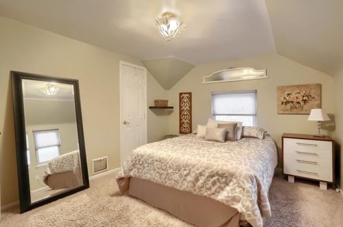 5353 Fieldcrest Dr, Pittsburgh PA  15236-1708 exterior