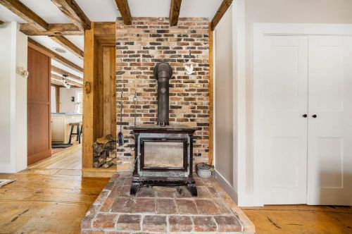 261 Muchado Hl Rd, Alton NH  03809-5137 exterior