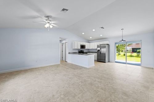 3201 67th St, Lehigh Acres, FL