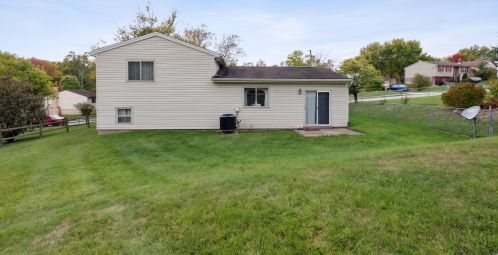 7783 Walnut Creek Dr, Florence KY  41042-2773 exterior