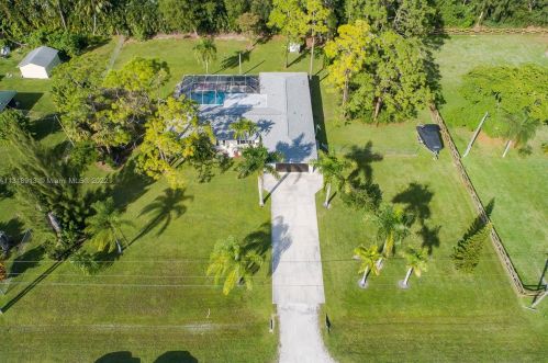 16745 Wiltshire Dr, Town Of Loxahatchee Groves FL  33470-4060 exterior