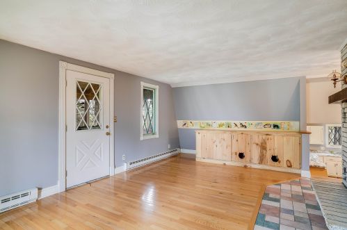 11 Stonewall Rd, Alton NH  03809-5149 exterior