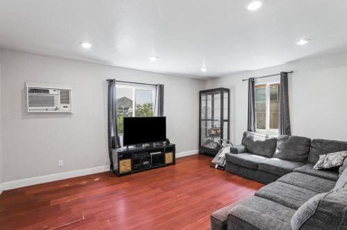 2667 Santa Fe St, Riverbank CA  95367-2226 exterior