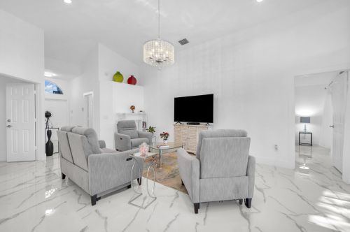 13663 Kiltie Ct, Delray Beach FL  33446-3640 exterior