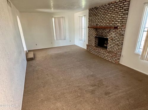 2332 Daytona Ave, Lake Havasu City, AZ 86403-6859