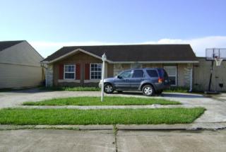 121 Marie Dr, Westwego, LA 70094-2826