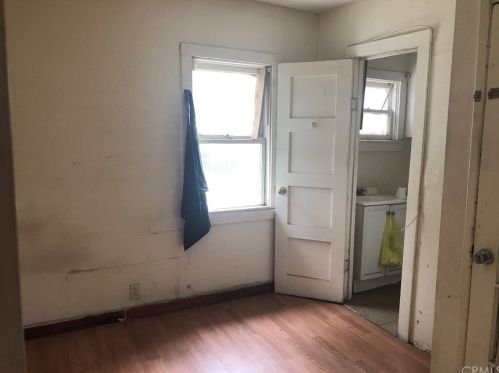 156 Court St, San Bernardino CA  92410-4814 exterior