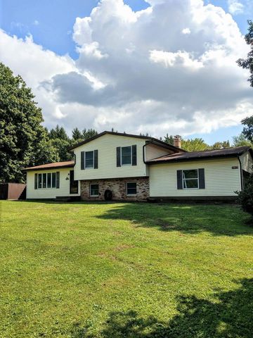 1413 John Campbell Rd, Wellsville, OH 43968-1722