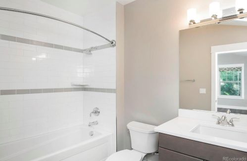 1140 Ogden St, Denver CO 80205-5137 exterior