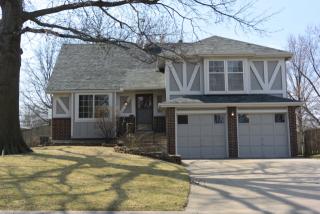 15208 Locust St, Olathe KS  66062-3008 exterior