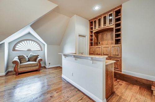 2221 Southern Oaks Dr, Cedar Hill TX 75104-6414 exterior