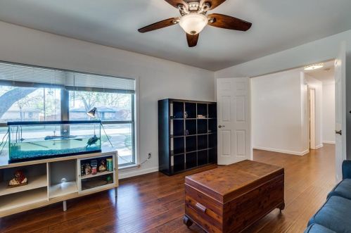 5710 Everglade Rd, Dallas TX  75227-2823 exterior