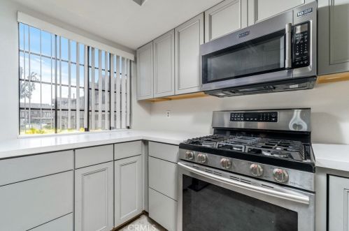 1014 Mountain Ave, Ontario CA  91762-2114 exterior