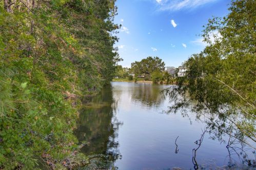 1064 Willoughby Ln, Mount Pleasant SC  29466-9038 exterior