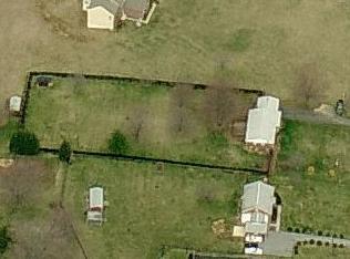 11857 Berlin Tpke, Lovettsville, VA 20180-1831