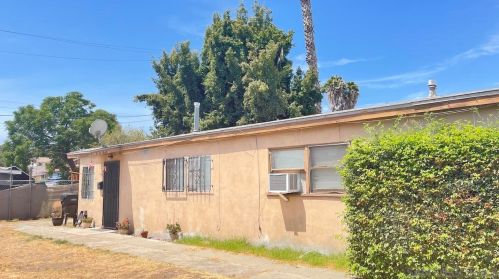 3281-83 Steel St, San Diego, CA 92113-1528