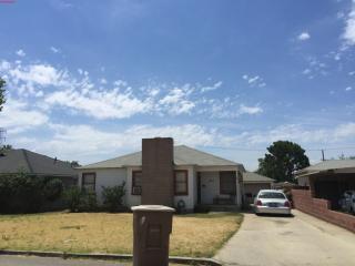 321 Circle Dr, Bakersfield, CA 93308-1857
