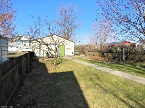 127 14th Ave, Saint Cloud MN  56301-4149 exterior