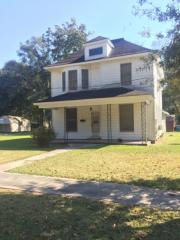 511 Nezpique St, Jennings, LA 70546-5939