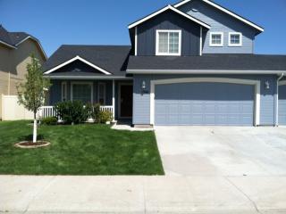 1546 Sicily St, Meridian ID  83642-4860 exterior