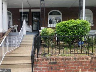 5907 Ellsworth St, Philadelphia, PA 19143-3017