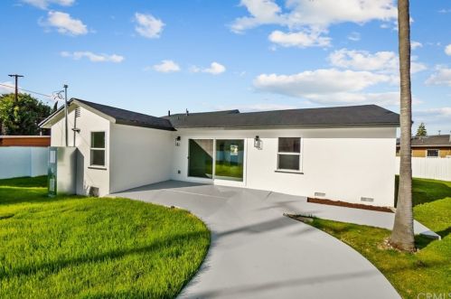 14021 Casimir Ave, Gardena CA  90249-2810 exterior