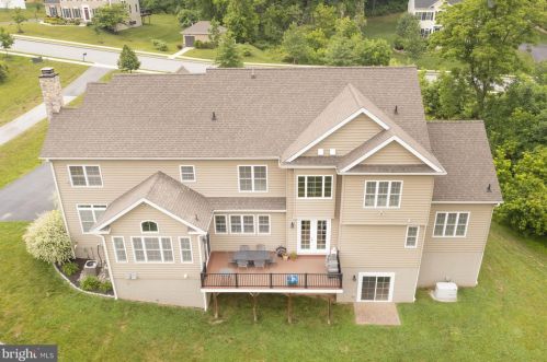 10 Pine Valley Ct, Glen Mills PA  19342-1823 exterior