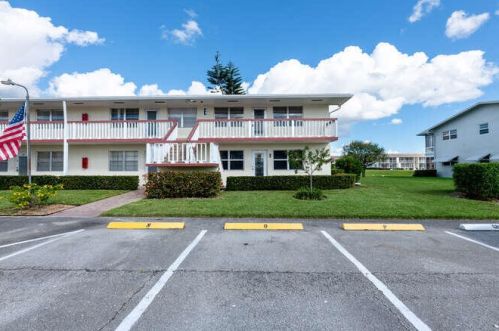 81 Somerset, West Palm Beach, FL 33417-2115