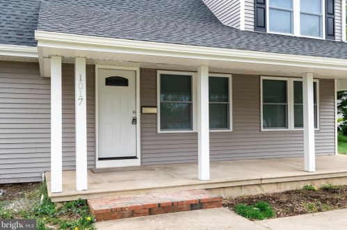 1017 Cumberland Ave, West Deptford, NJ 08096-3025