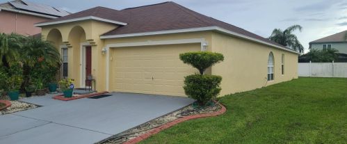 2335 Walnut Canyon Dr, Kissimmee, FL 34758-1719
