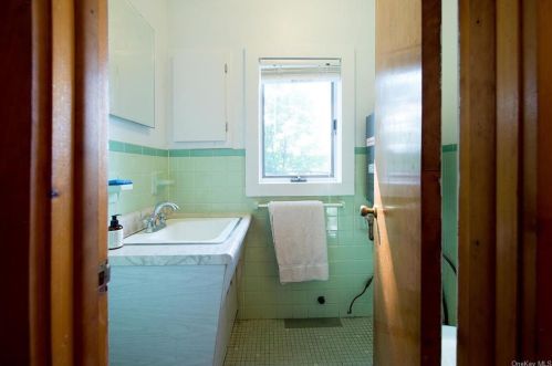 10 2nd Rd, Rock Hill NY  12775 exterior