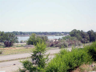 5817 Arrowhead Ave, Kennewick WA  99336-1335 exterior