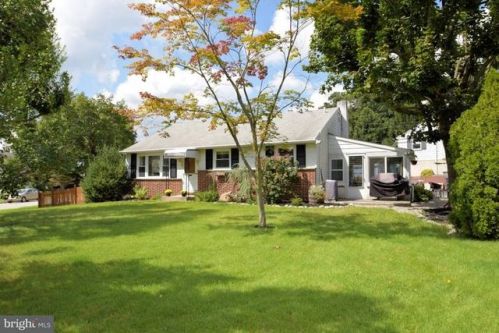 229 Ridge Ave, Prospectville, PA 19002-4219