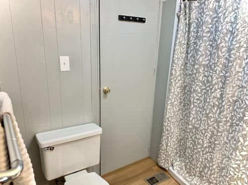 127 Calle Maria, Elk Grove CA 95624-2540 exterior