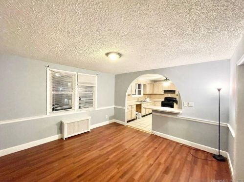 140 Lincoln Ave, Bridgeport CT  06606-5234 exterior