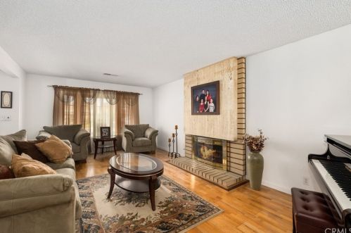 7551 Anthony Cir, Buena Park CA  90623-1510 exterior