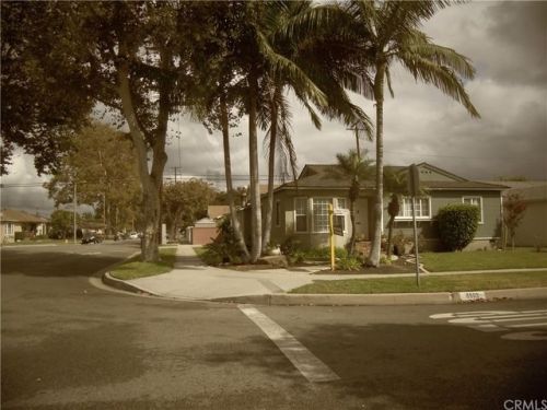 6903 Fairman St, Lakewood, CA 90713-3301