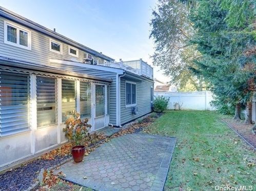 2534 Sawmill Rd, North Bellmore NY  11710-2322 exterior