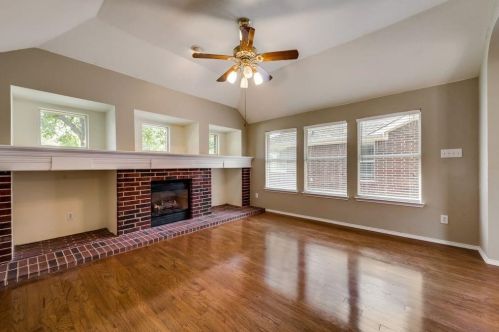 3712 Longhorn Dr, Denton TX  76210 exterior