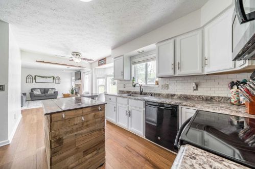 7026 Glade Ln, Florence KY  41042-4304 exterior