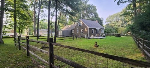 189 Sherwood Rd, Bristol, CT 06010-9013